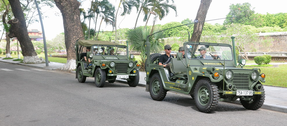 Jeep tour in Hue